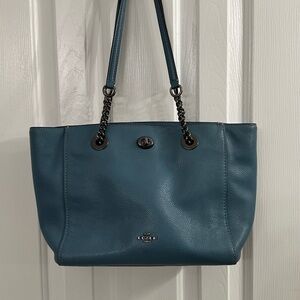 Coach 57107 Turnlock Silver Chain Pebble Leather Teal Blur Tote Shoulder Bag
